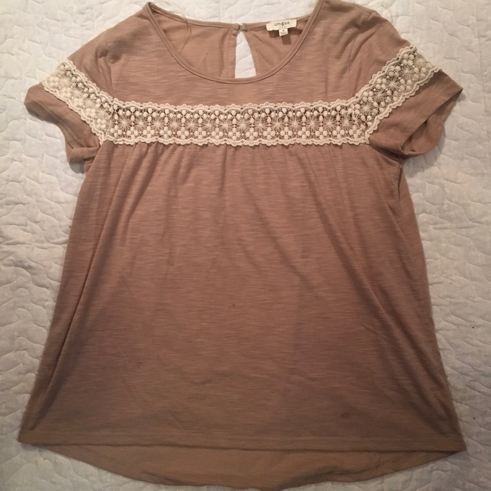 Umgee top with lace